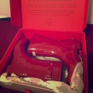 Military red original short gloss rain boots